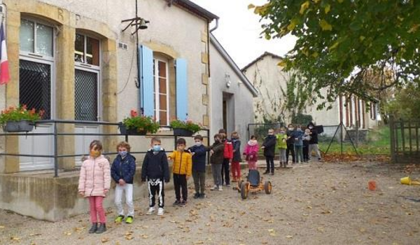 Les enfants en rang